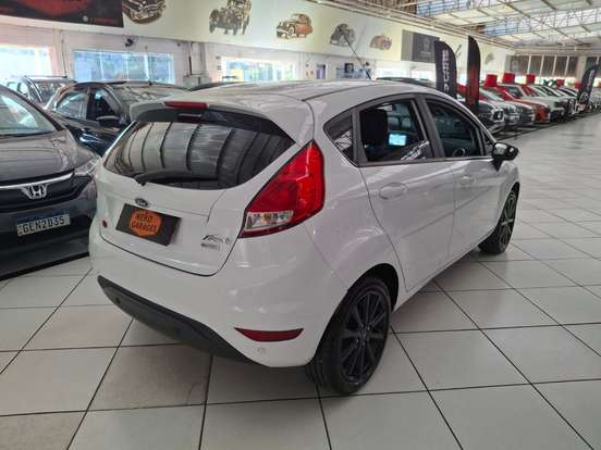 FORD-FIESTA-2018