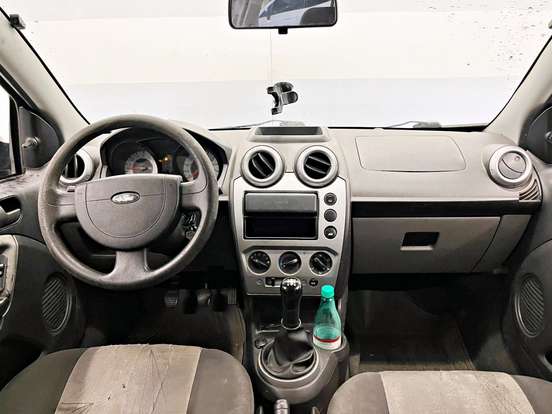 FORD-FIESTA-2008
