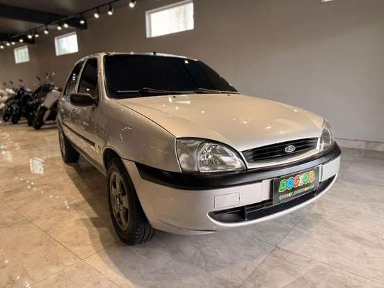 FORD-FIESTA-1.0 MPI STREET 8V GASOLINA 4P MANUAL FORD-FIESTA-2002