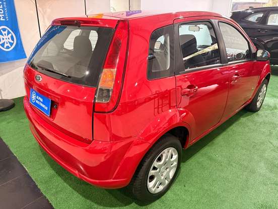 FORD-FIESTA-2014