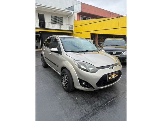 FORD-FIESTA-2013
