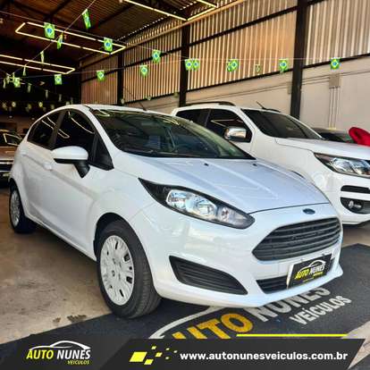 FORD-FIESTA-2014