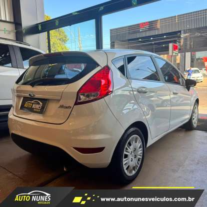 FORD-FIESTA-2014