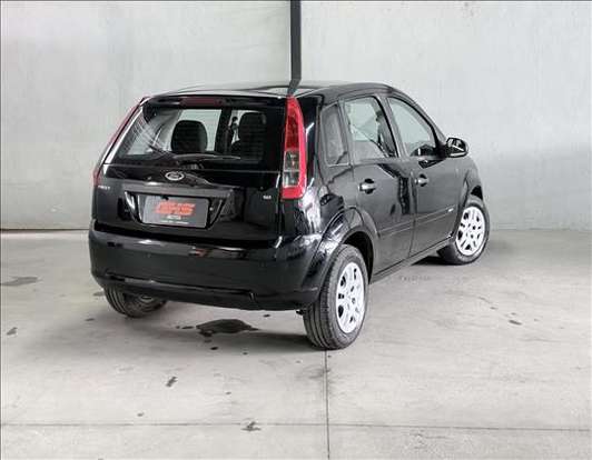 FORD-FIESTA-2010