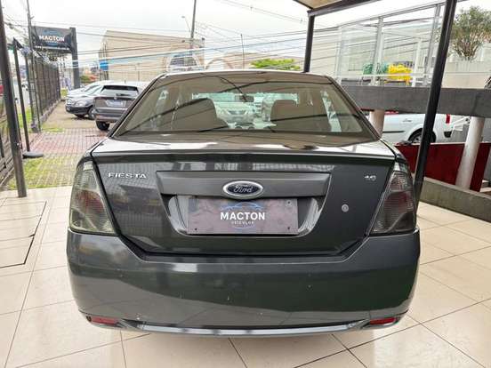 FORD-FIESTA-2011