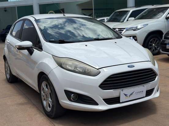 FORD-FIESTA-2015