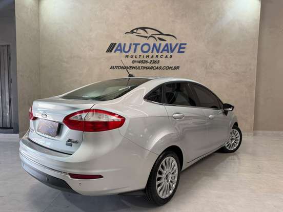 FORD-FIESTA-2013