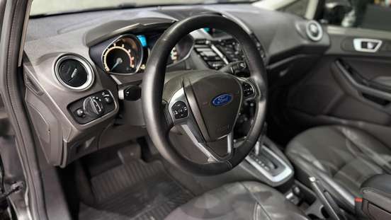 FORD-FIESTA-2014