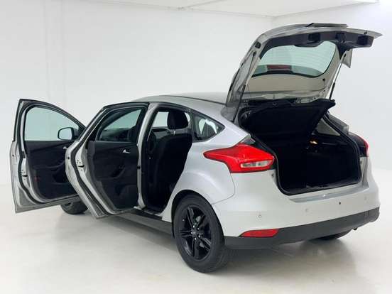 FORD-FOCUS-1.6 SE 16V FLEX 4P MANUAL FORD-FOCUS-2015