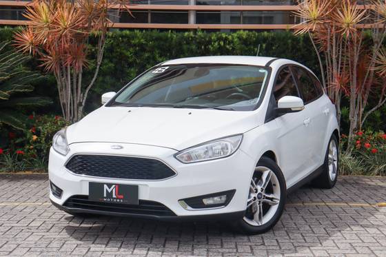 FORD FOCUS 1.6 SE PLUS 16V FLEX 4P MANUAL