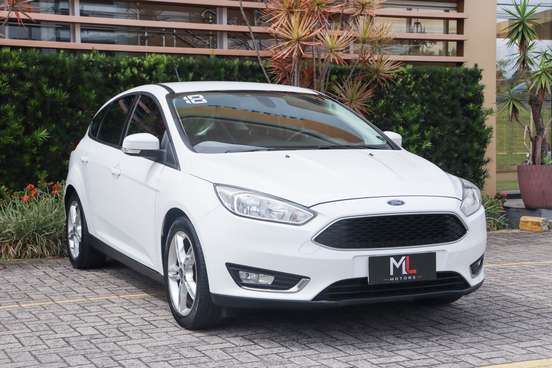 FORD-FOCUS-2018