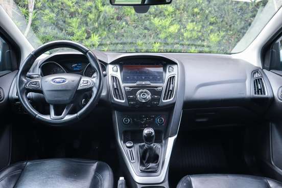 FORD-FOCUS-2018