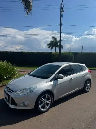 FORD-FOCUS-2015