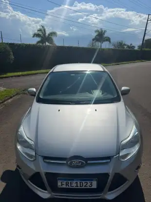 FORD-FOCUS-2015