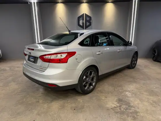FORD-FOCUS-2.0 TITANIUM PLUS SEDAN 16V FLEX 4P POWERSHIFT FORD-FOCUS-2015