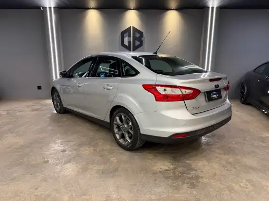 FORD-FOCUS-2.0 TITANIUM PLUS SEDAN 16V FLEX 4P POWERSHIFT FORD-FOCUS-2015