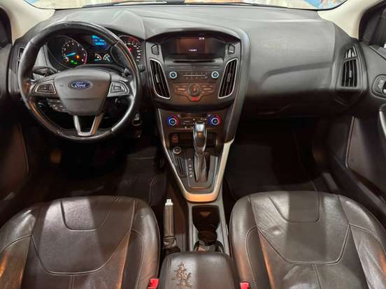 FORD-FOCUS-2.0 SE 16V FLEX 4P POWERSHIFT FORD-FOCUS-2015