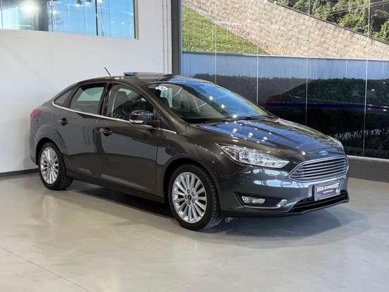 FORD-FOCUS-2.0 TITANIUM PLUS FASTBACK 16V FLEX 4P POWERSHIFT FORD-FOCUS-2019