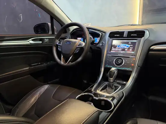 FORD-FUSION-2014