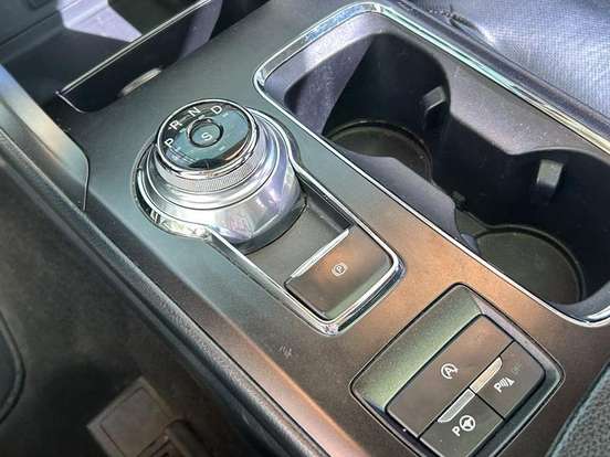 FORD-FUSION-2.0 SEL 16V GASOLINA 4P AUTOMÁTICO FORD-FUSION-2018
