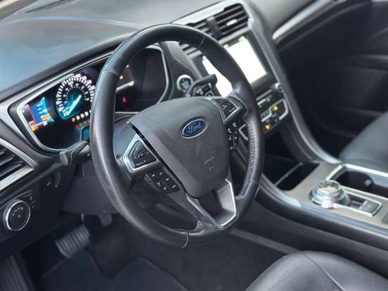 FORD-FUSION-2.0 SEL 16V GASOLINA 4P AUTOMÁTICO FORD-FUSION-2018