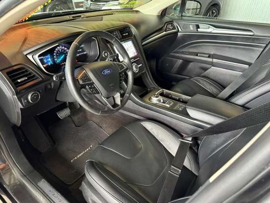 FORD-FUSION-2.0 TITANIUM AWD 16V GASOLINA 4P AUTOMÁTICO FORD-FUSION-2018