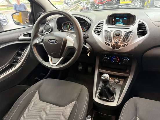 FORD-KA-1.5 SIGMA FLEX SEL MANUAL FORD-KA-2015
