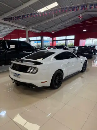 FORD-MUSTANG-2018