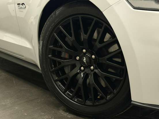 FORD-MUSTANG-2018
