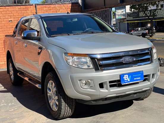 FORD-RANGER-2013