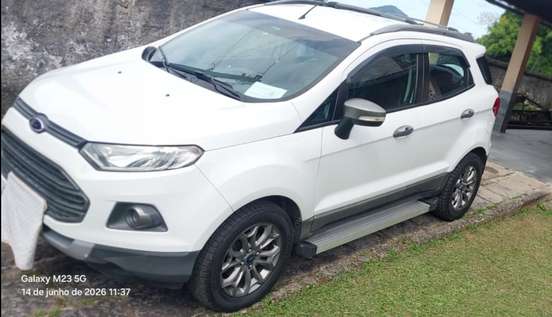 FORD-ECOSPORT-2014