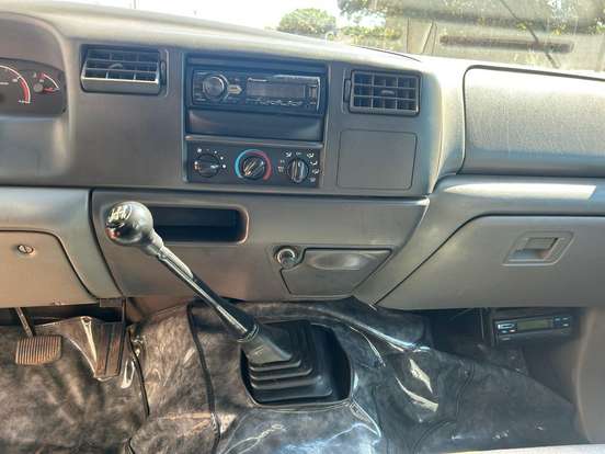 FORD-F-4000-2009