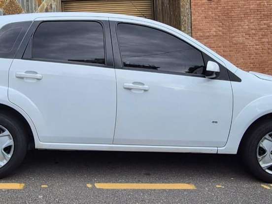 FORD-FIESTA-1.0 ROCAM S 8V FLEX 4P MANUAL FORD-FIESTA-2013