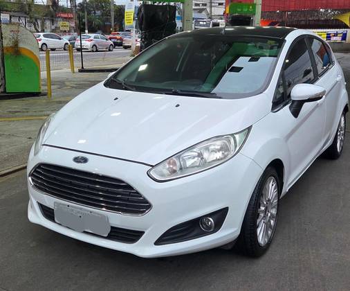 FORD FIESTA 1.6 TITANIUM HATCH 16V FLEX 4P POWERSHIFT