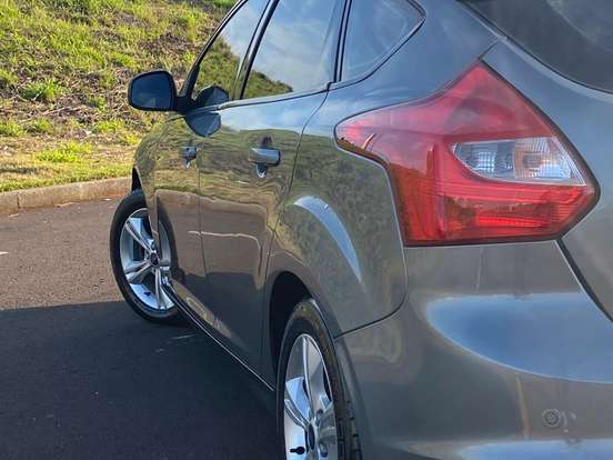 FORD-FOCUS-1.6 SE 16V FLEX 4P MANUAL FORD-FOCUS-2013
