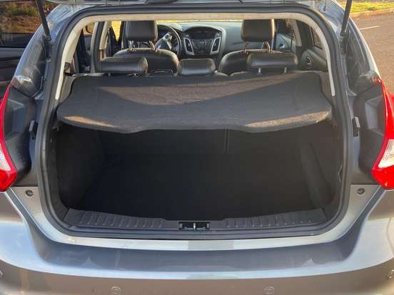 FORD-FOCUS-1.6 SE 16V FLEX 4P MANUAL FORD-FOCUS-2013