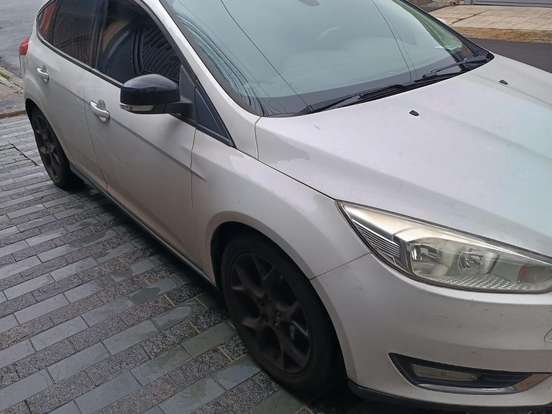 FORD-FOCUS-1.6 SE 16V FLEX 4P MANUAL FORD-FOCUS-2015