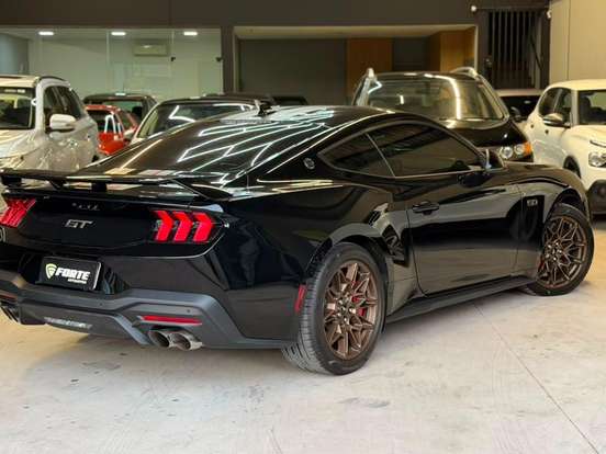 FORD-MUSTANG-5.0 V8 GASOLINA GT PERFORMANCE MANUAL FORD-MUSTANG-2025