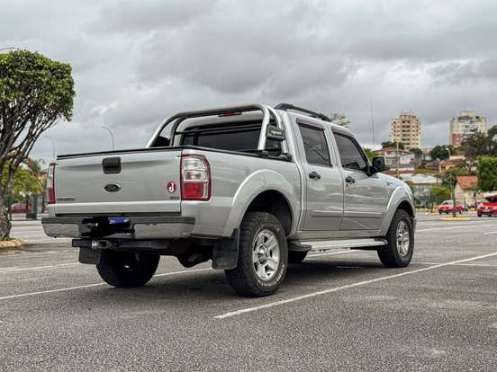 FORD-RANGER-2011