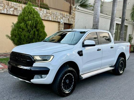 FORD RANGER 3.2 XLS 4X4 CD 20V DIESEL 4P MANUAL