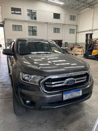 FORD RANGER 3.2 XLT 4X4 CD 20V DIESEL 4P AUTOMÁTICO