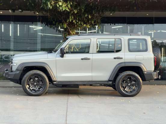 GWM-TANK 300-2.0 HI4-T PHEV 4X4 9HAT GWM-TANK 300-2025