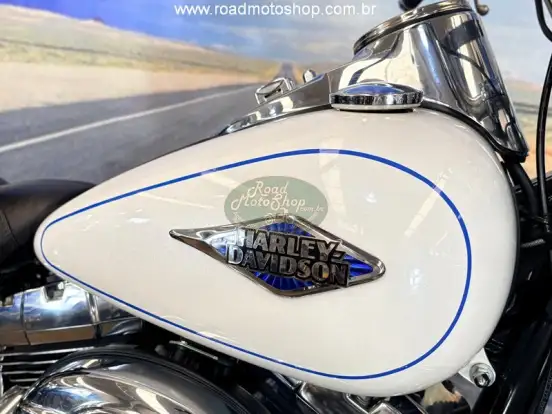 HARLEY-DAVIDSON-SOFTAIL HERITAGE CLASSIC-2013