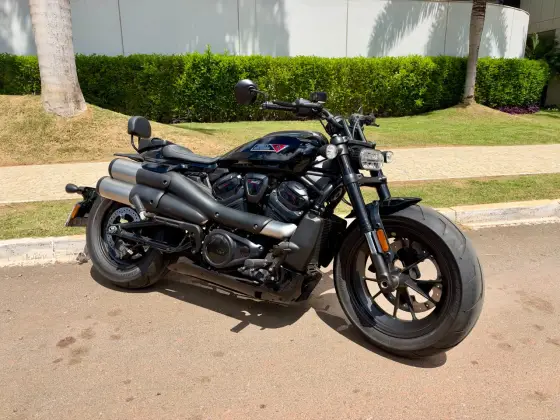 HARLEY-DAVIDSON SPORTSTER S 