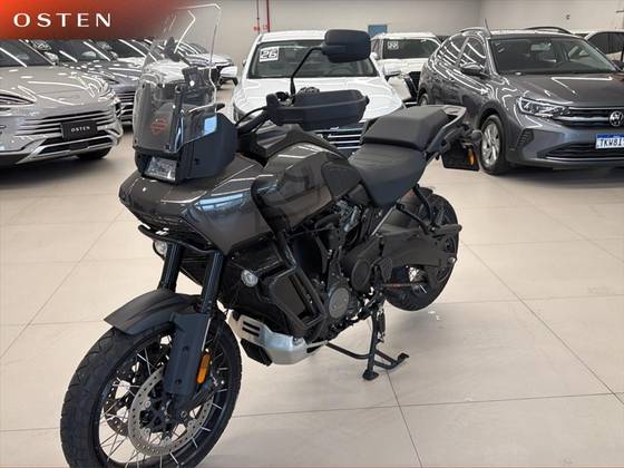 HARLEY-DAVIDSON PAN AMERICA 1250 S 