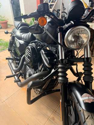 HARLEY-DAVIDSON-SPORTSTER IRON 883-2019