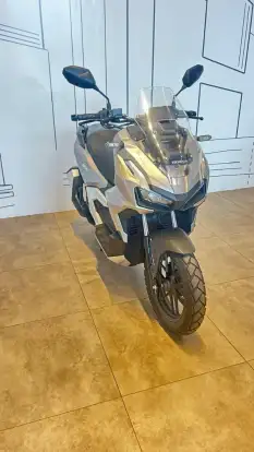HONDA-ADV 160-2026