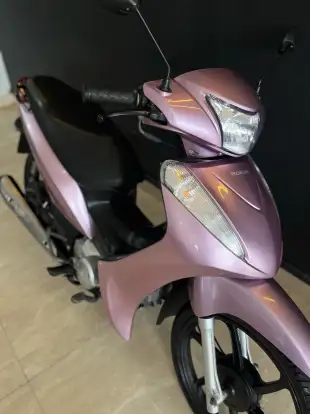 HONDA-BIZ 125 ES-2011