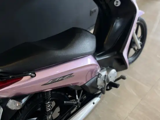 HONDA-BIZ 125 ES HONDA-BIZ 125 ES-2011