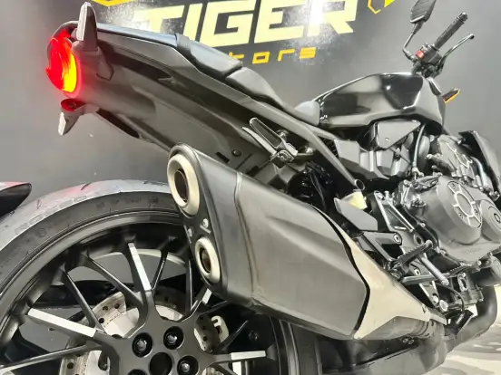 HONDA-CB 1000R BLACK EDITION ABS-2022